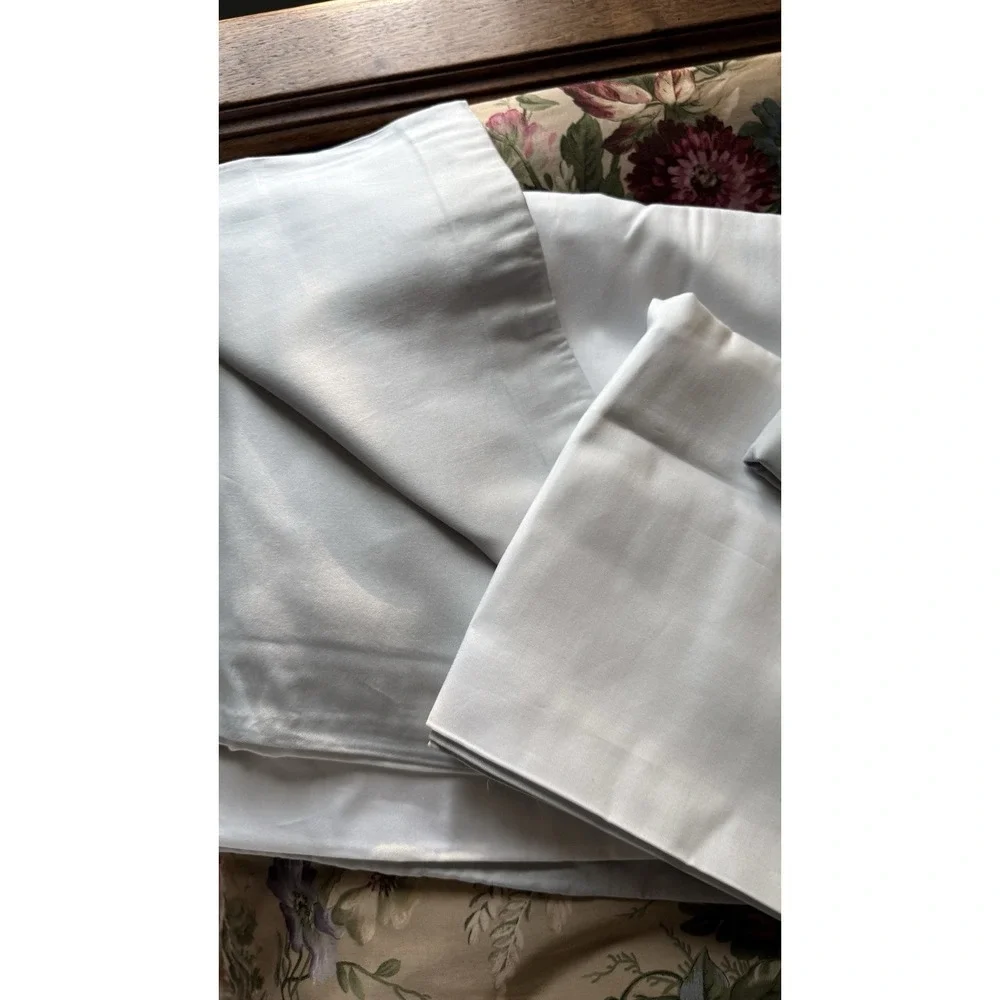 NEW Frette King Duvet Set White-Grey. Duvet And 2 Pillowcases